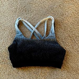 Lululemon size 4 black and white sports bra